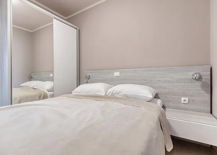 Apartman Paradiso, No 5 Vir